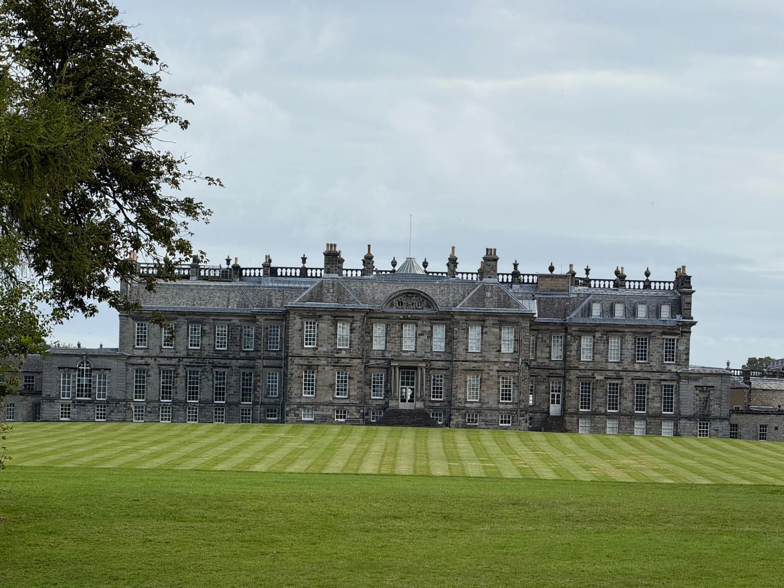 Hopetoun House